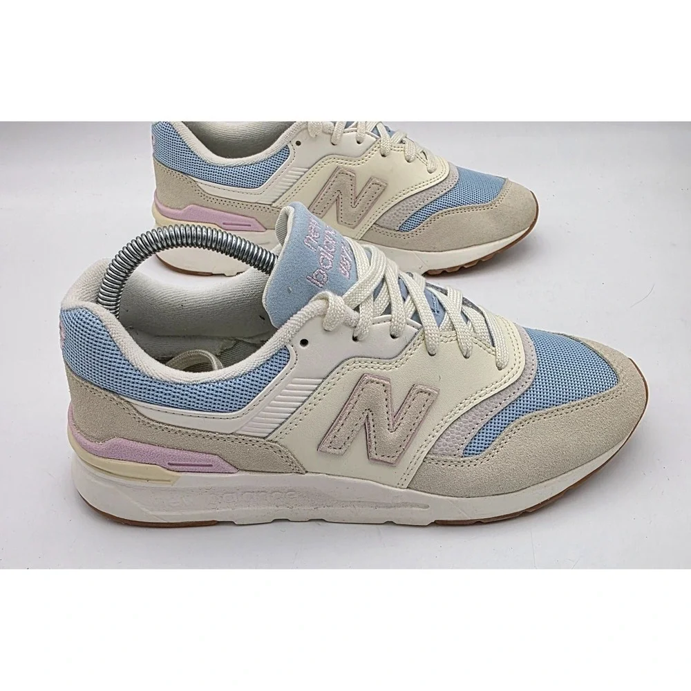Women Size 9.5- Men Size 8‎ New Balance 997H Beige/Blue Sneakers CW997HZF